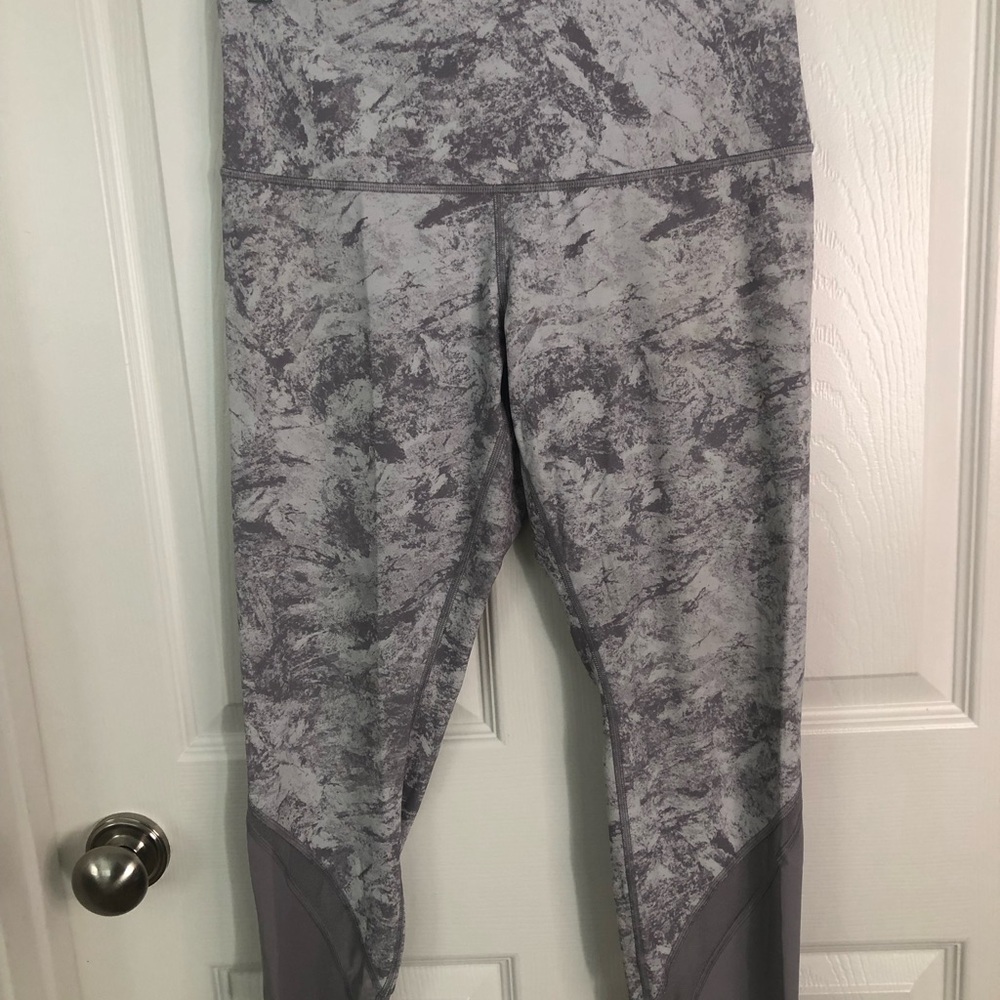 lululemon capri Gray Marbled High-Rise-leggings